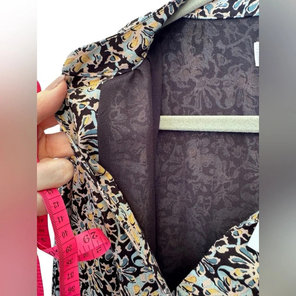 NWT Loft long sleeve floral tie-waist dress, v-neck collar, size small - Picture 11 of 16